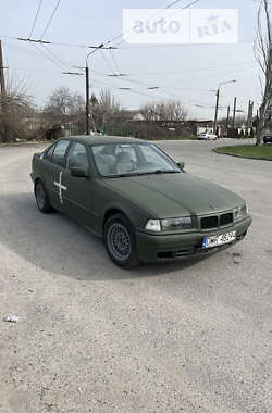 Седан BMW 3 Series 1992 в Запорожье