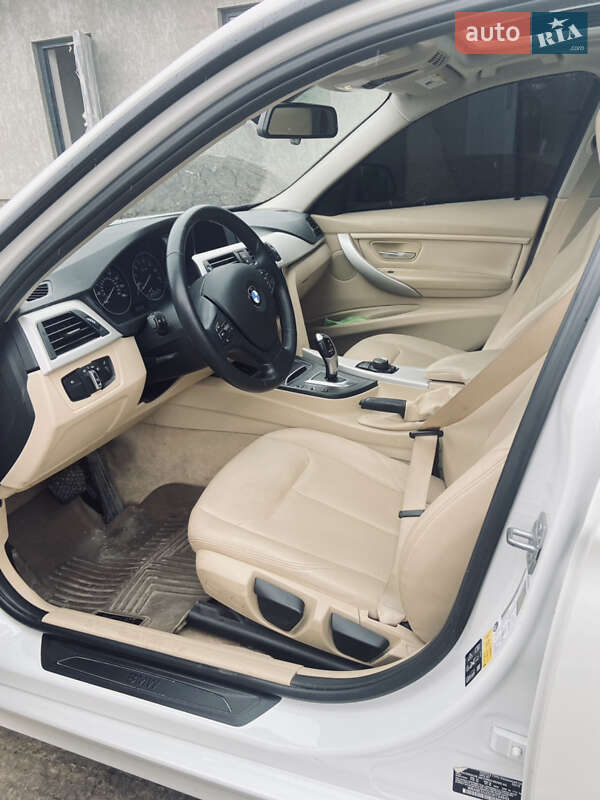 Седан BMW 3 Series 2016 в Борисполе