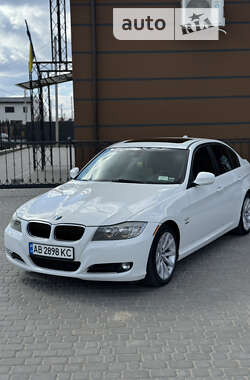 Седан BMW 3 Series 2011 в Виннице