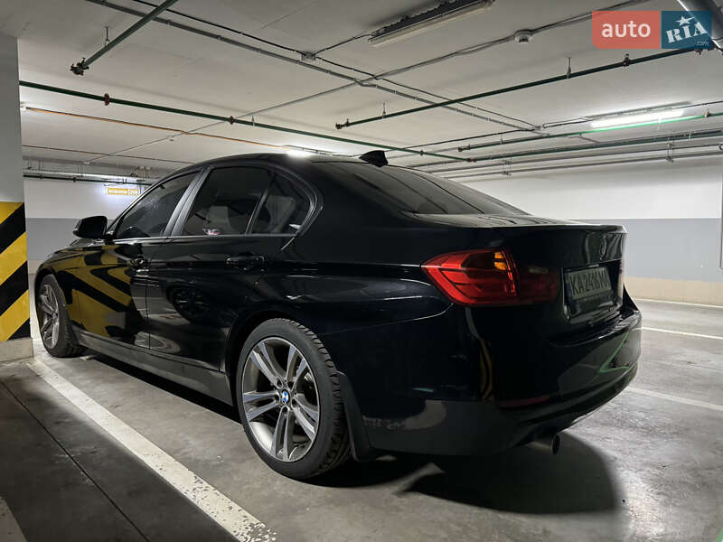 Седан BMW 3 Series 2012 в Киеве
