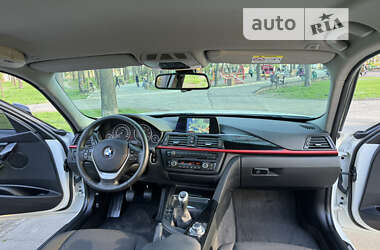 Седан BMW 3 Series 2014 в Одессе