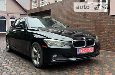 Седан BMW 3 Series 2013 в Дубно