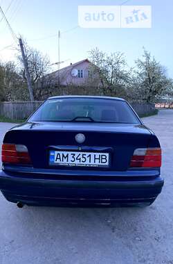 Седан BMW 3 Series 1995 в Коростышеве