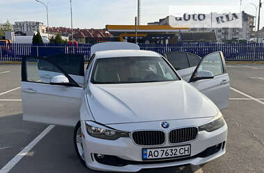 Седан BMW 3 Series 2014 в Ужгороді