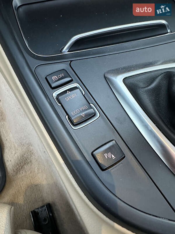 Седан BMW 3 Series 2015 в Одесі