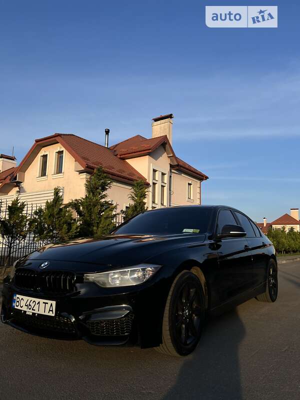 Седан BMW 3 Series 2012 в Червонограде