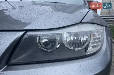 BMW 3 Series 2010