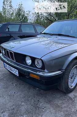Седан BMW 3 Series 1986 в Днепре