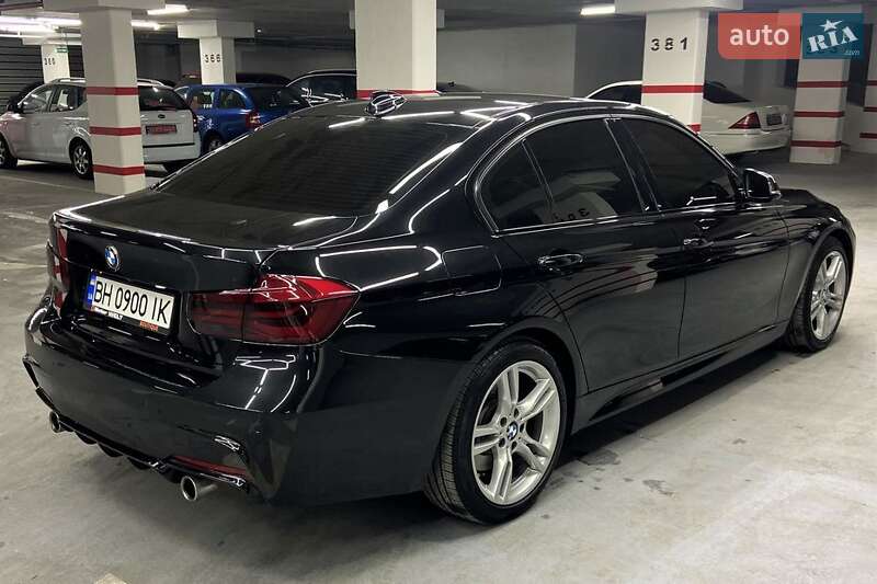 Седан BMW 3 Series 2014 в Львові