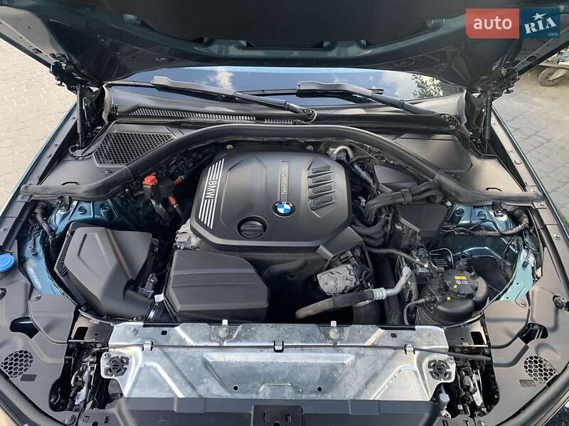 Седан BMW 3 Series 2019 в Львове