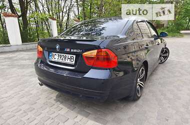 Седан BMW 3 Series 2005 в Львове