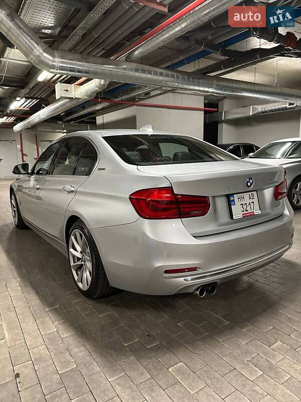 Седан BMW 3 Series 2016 в Дніпрі