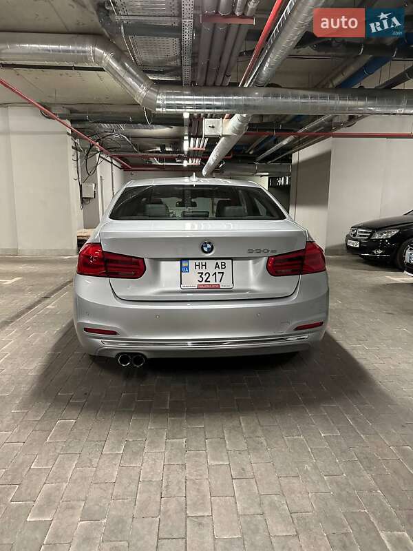 Седан BMW 3 Series 2016 в Дніпрі