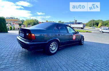 Седан BMW 3 Series 1992 в Хмельницком