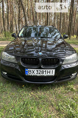 Универсал BMW 3 Series 2011 в Нетешине