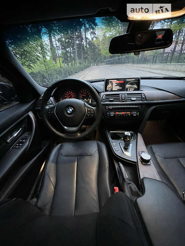 Седан BMW 3 Series 2014 в Сарнах