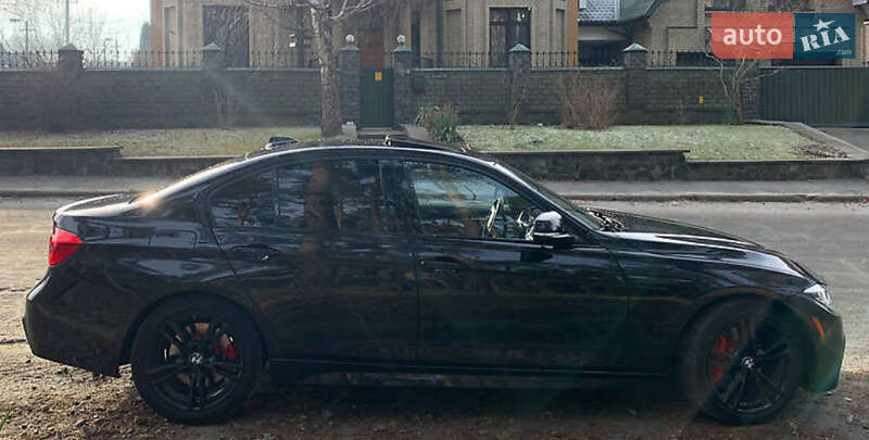 Седан BMW 3 Series 2016 в Киеве