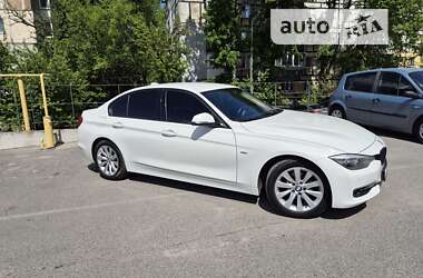 Седан BMW 3 Series 2013 в Днепре