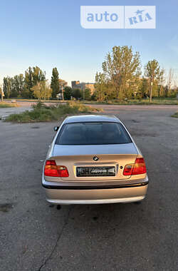 Седан BMW 3 Series 2002 в Белгороде-Днестровском