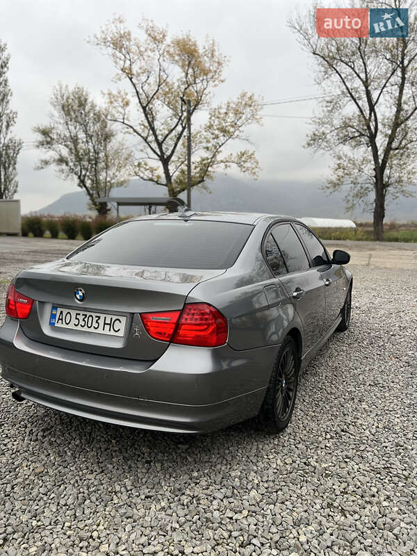 Седан BMW 3 Series 2011 в Виноградове фото 14 Седан BMW 3 Series 2011 в Виноградове