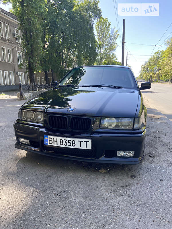 Седан BMW 3 Series 1996 в Кривом Роге