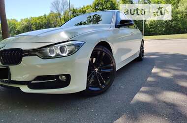 Седан BMW 3 Series 2015 в Харькове