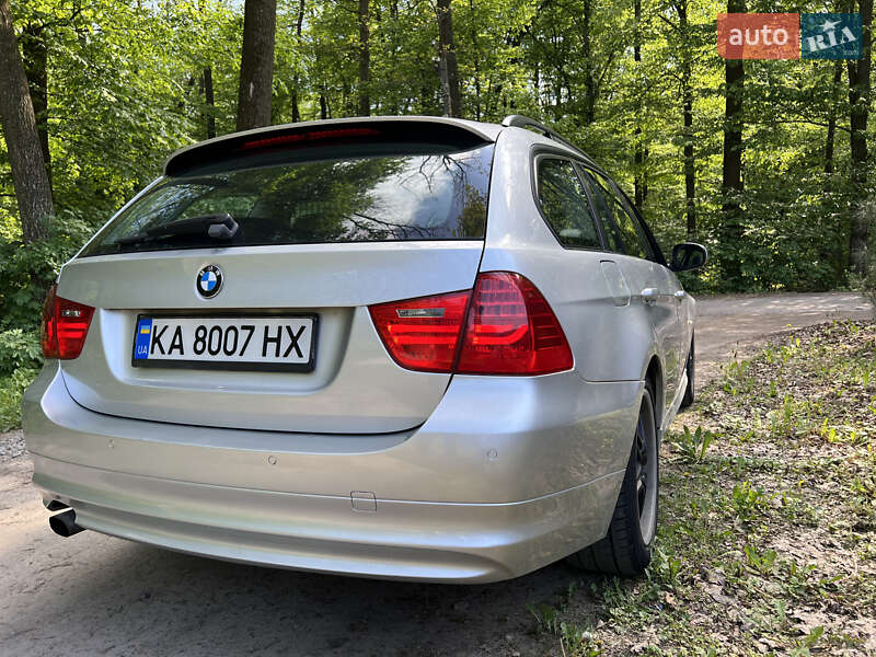 Універсал BMW 3 Series 2009 в Києві