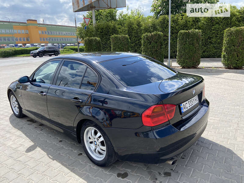 Седан BMW 3 Series 2007 в Луцке