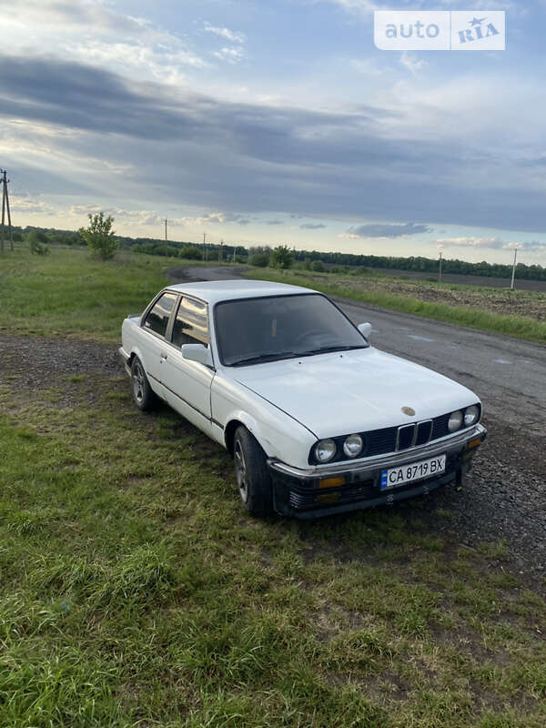 Купе BMW 3 Series 1983 в Шишаках