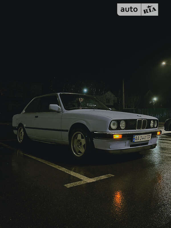 Купе BMW 3 Series 1985 в Борисполе