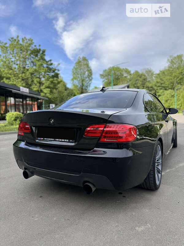 Купе BMW 3 Series 2011 в Ивано-Франковске