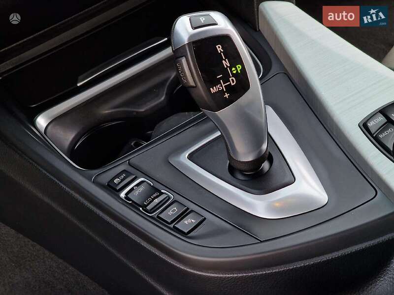 Седан BMW 3 Series 2013 в Полтаві