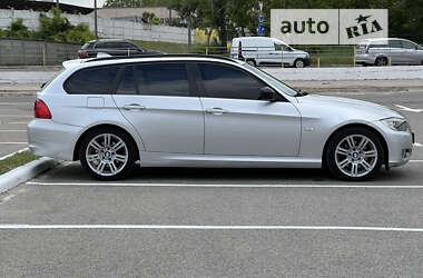 Универсал BMW 3 Series 2010 в Киеве