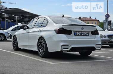 Седан BMW 3 Series 2013 в Львові