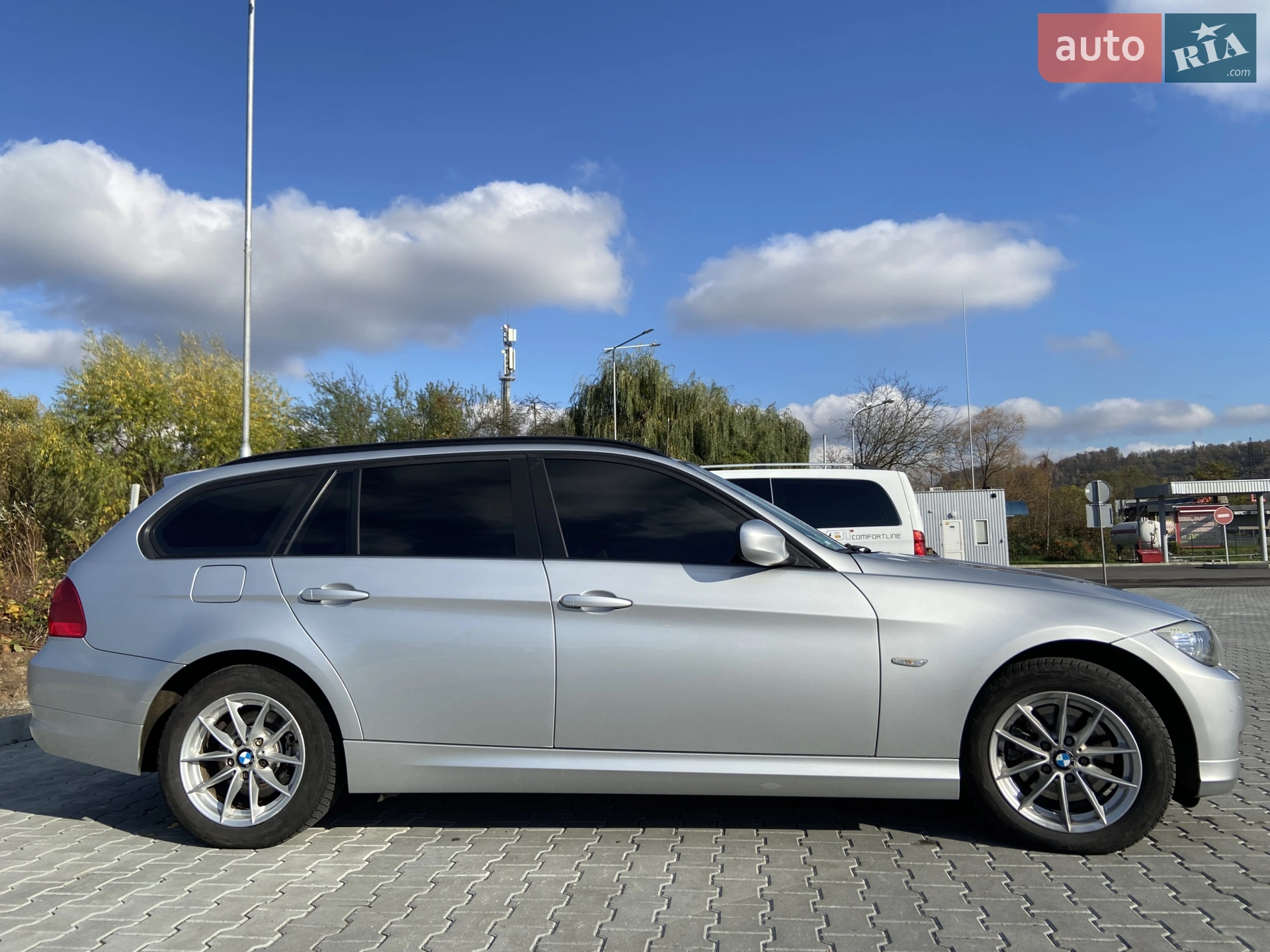 2011 BMW 3er - мініатюра 9