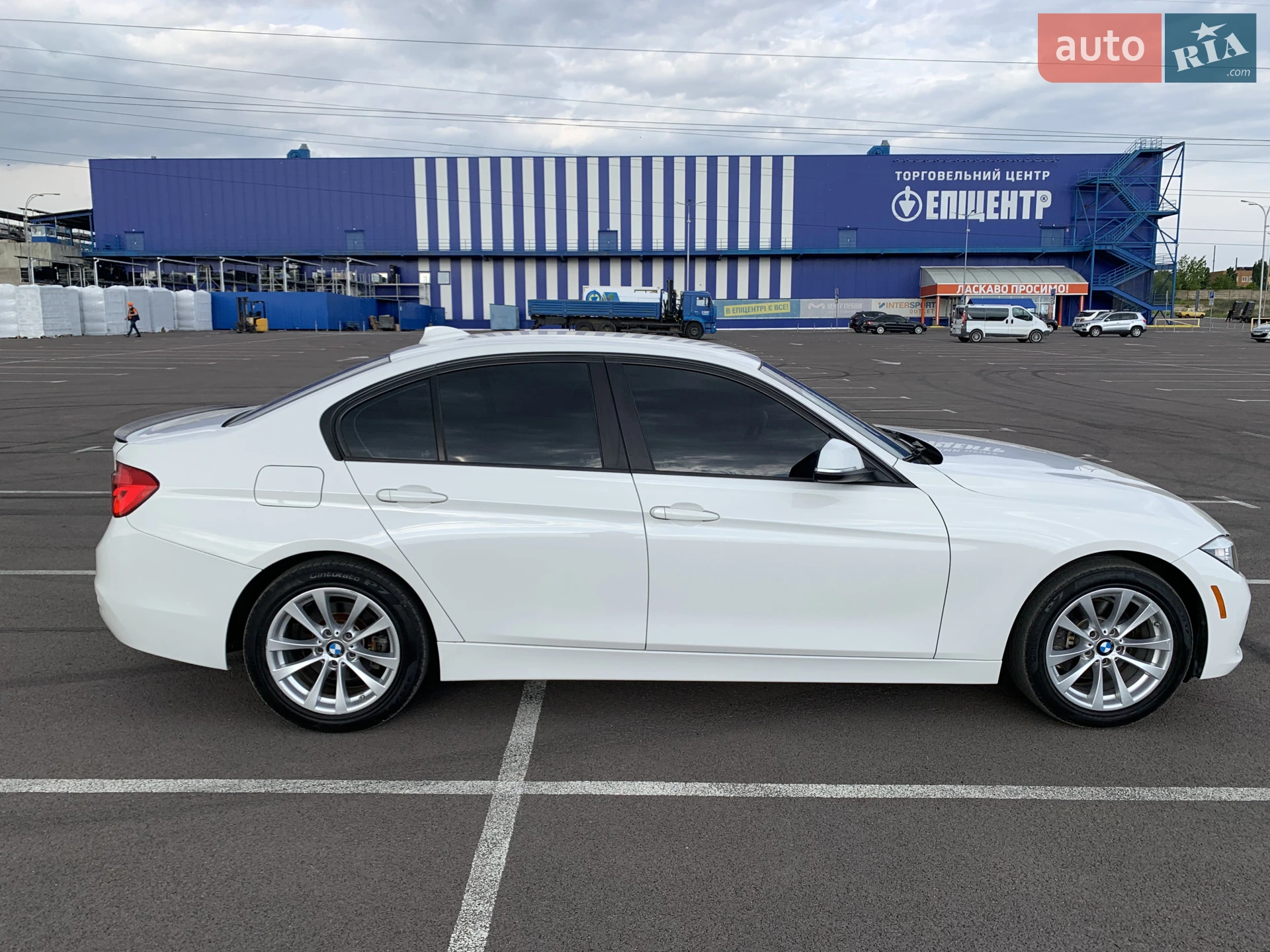 2016 BMW 3er - мініатюра 8