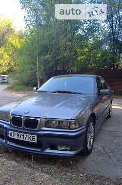 Седан BMW 3 Series 1996 в Запорожье