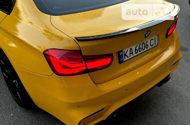 Седан BMW 3 Series 2015 в Киеве