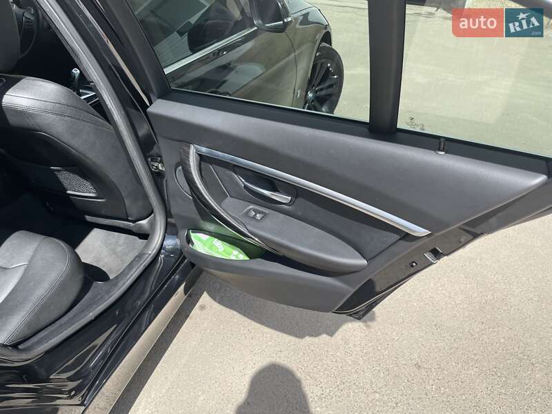 Седан BMW 3 Series 2018 в Одессе фото 33 Седан BMW 3 Series 2018 в Одессе