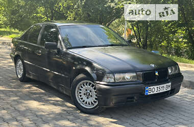 Седан BMW 3 Series 1993 в Тернополе