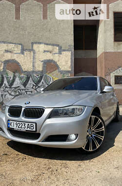 BMW 3 Series 2009