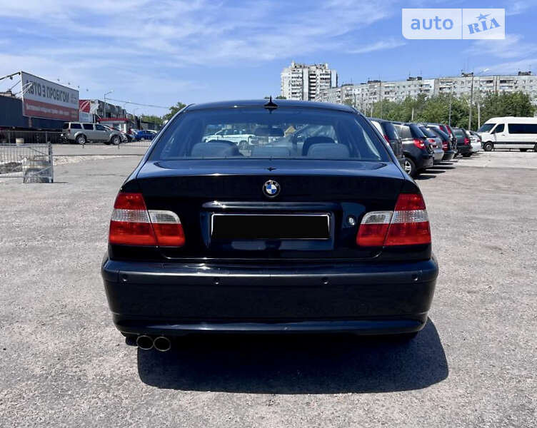 Седан BMW 3 Series 2005 в Запоріжжі