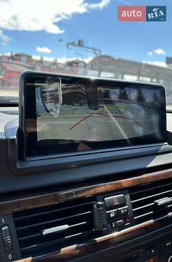 Седан BMW 3 Series 2011 в 