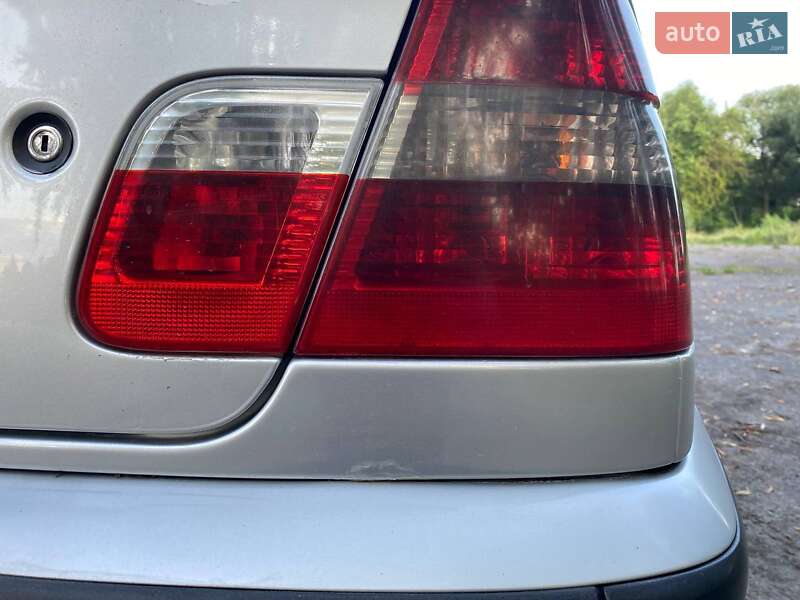 Седан BMW 3 Series 2002 в Млинове фото 43 Седан BMW 3 Series 2002 в Млинове