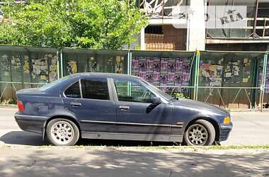 Седан BMW 3 Series 1993 в Києві