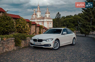 Седан BMW 3 Series 2016 в Чернівцях