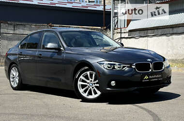 Седан BMW 3 Series 2018 в Киеве