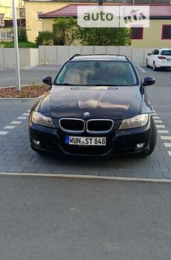 BMW 3 Series 2011