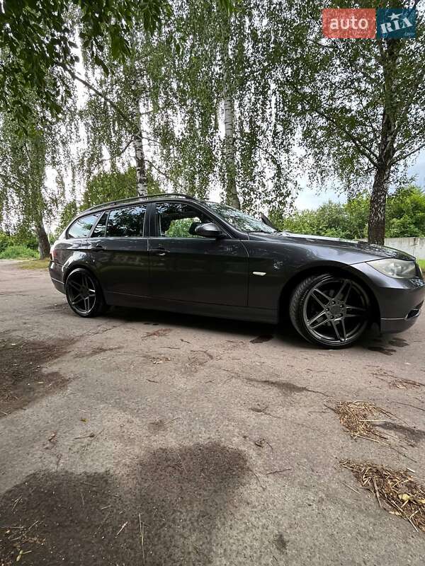 Универсал BMW 3 Series 2006 в Звягеле