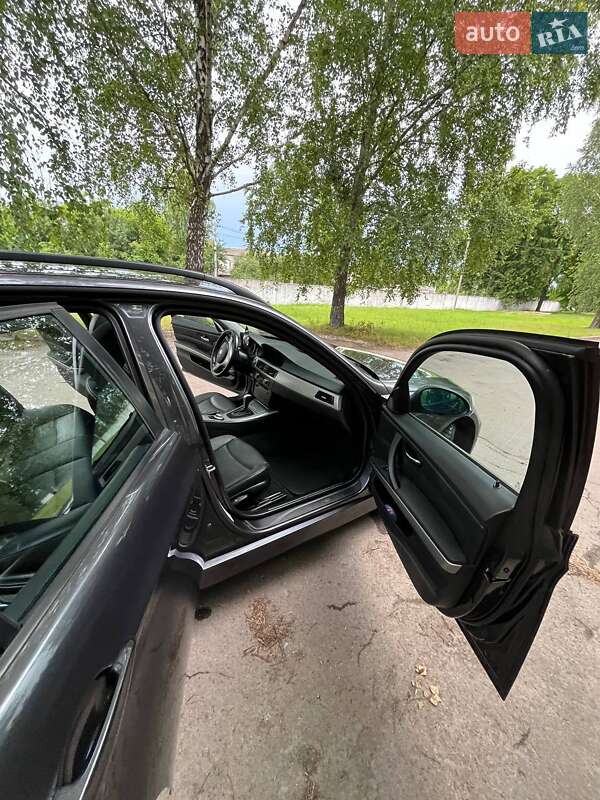 Универсал BMW 3 Series 2006 в Звягеле